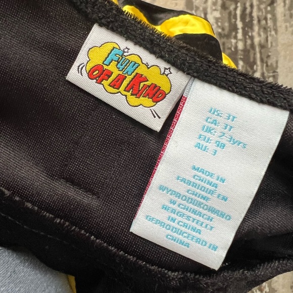 SOLD.Bee costume size3T - Picture 3 of 4